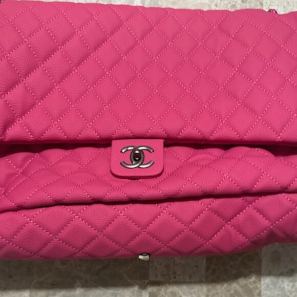 XXL Travel Flap FASHION BAG-HOT PINK-Brand New ITEM - Picture 1 of 8